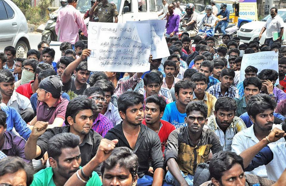 The members of Students Federation of India, All India Students Federation and the students of Kathir College of Engineering staging a protest in front of the Coimbatore Collectorate on Friday demanding action against those responsible for the alleged suicide of student C. Vignesh.