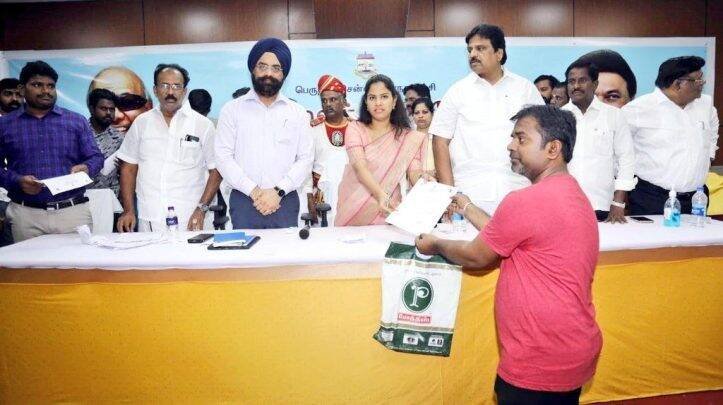Chennai mayor inaugurates ‘Makkalai Thedi Mayor’ initiative, over 400 petitions received on Day 1